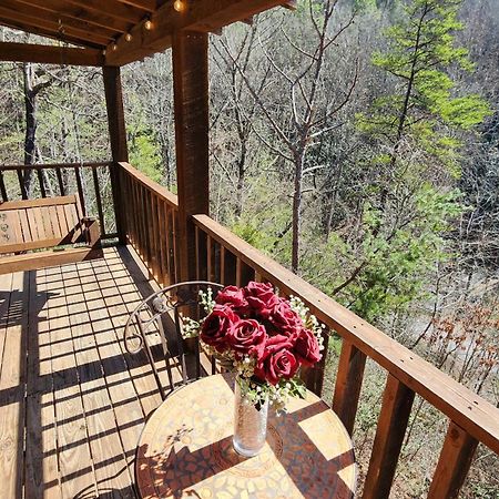 Little Cabin All To Yourself Sevierville Exterior photo