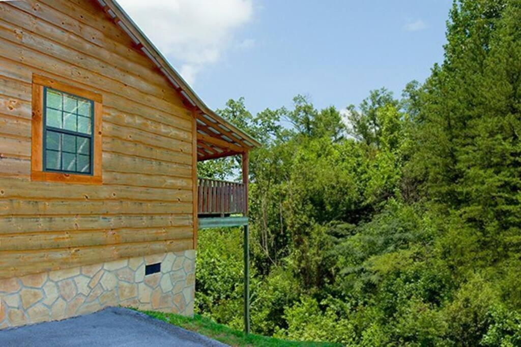 Little Cabin All To Yourself Sevierville Exterior photo