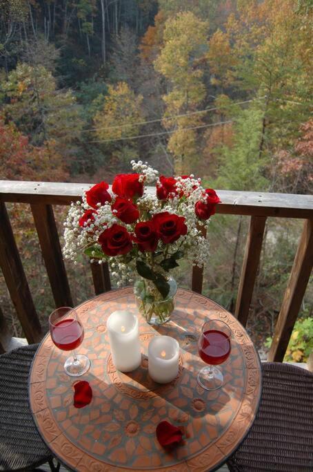 Little Cabin All To Yourself Sevierville Exterior photo